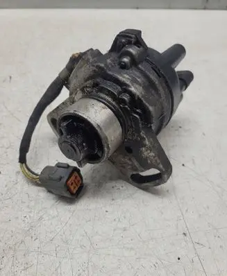 Mazda 626 Spark distributor T4T73472