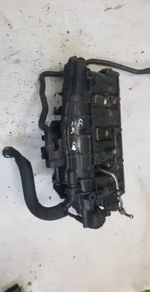 Volkswagen PASSAT CC Intake manifold 06133185