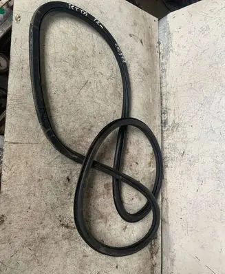 Volkswagen Jetta VI Rubber seal rear door 