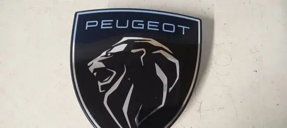 Peugeot 3008 III Manufacturer badge logo/emblem 9840697980