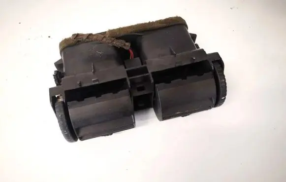 Opel Astra G Dash center air vent grill 90560344