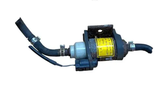 BMW 3 E90 E91 Webasto auxiliary heater fuel pump 9123895 6953799