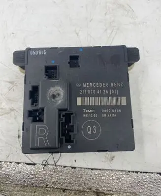 Mercedes-Benz E W211 Door control unit/module 2118704126 00006806