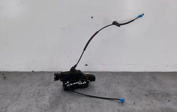 Citroen C4 I Picasso Front door lock 24087158