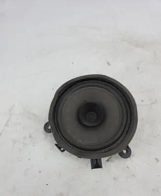 Volvo V50 Front door speaker 8651206