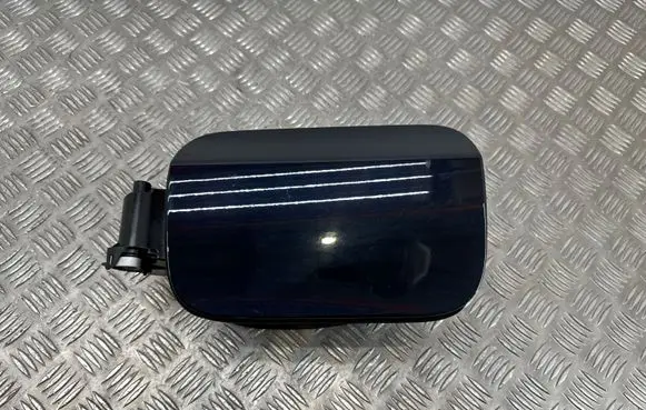 BMW 5 G30 G31 G38 Fuel tank cap 8661542
