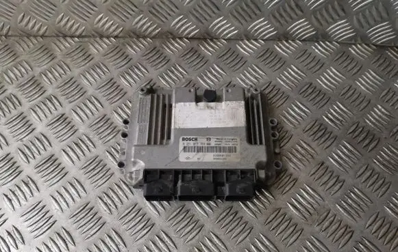 Renault Scenic II - Grand scenic II Engine control unit/module 0281013366 8200601334 8200631560