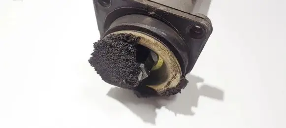 Volvo S60 Coil spring mount 