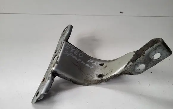 Seat Exeo (3R) Fender mounting bracket 8E0821136A