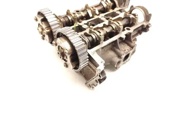 Ford Fiesta Engine head CM5G6090GF PBCM5G6090GF