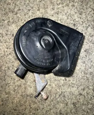 BMW 3 E46 Horn signal 0055306