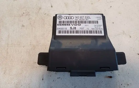 Skoda Octavia Mk2 (1Z) Gateway control module 1K0907530L