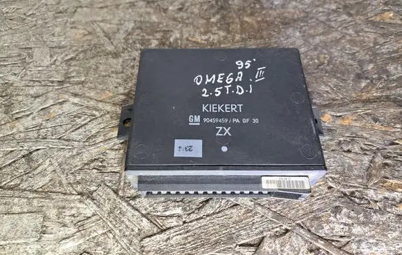 Opel Omega B1 Door central lock control unit/module 90459459