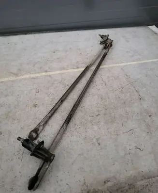 Mitsubishi L200 Front wiper linkage 