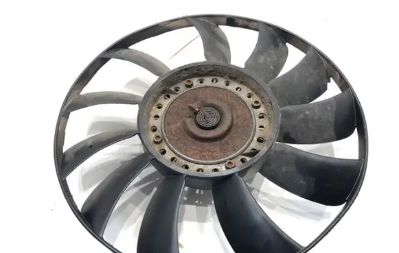 Volkswagen PASSAT B5.5 Fan set 06B119145
