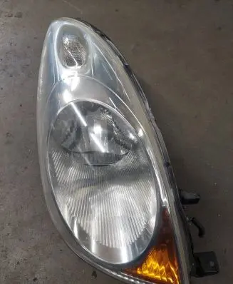Nissan Note (E11) Headlight/headlamp 260109U100 89900917 PP175011A02A