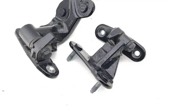Mercedes-Benz GLE W167 Rear door hinge set A046572