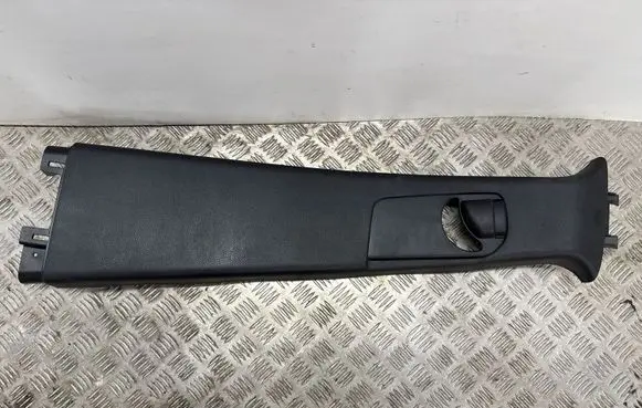 Dodge Durango (B) pillar trim (top) 5VP05DX9AC I01976050BLR 5VP05DX9AA