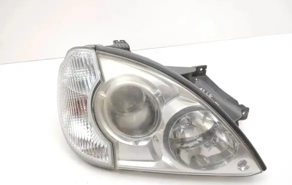 Hyundai Terracan Headlight/headlamp