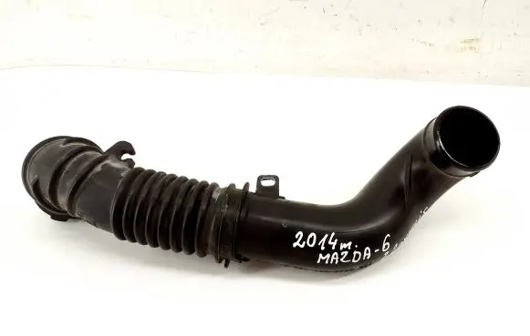 Mazda 6 Intercooler hose/pipe SH0113221 SH0113231
