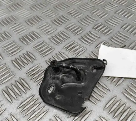Audi RS6 C7 Engine bonnet/hood lock/latch loop/hook 4G0823186