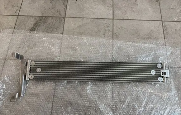 Volkswagen Amarok Transmission/gearbox oil cooler 2H6317019
