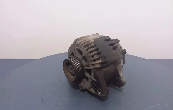 KIA Opirus Generator/alternator 37300-39405