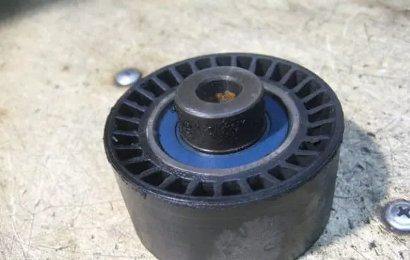 Peugeot 307 Timing belt tensioner pulley 