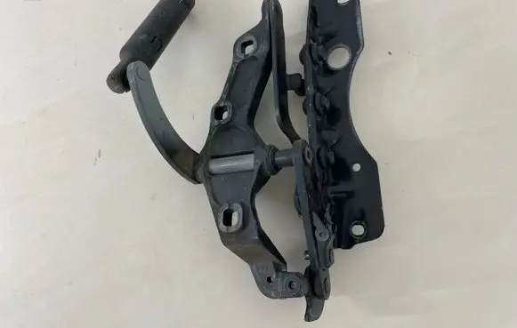 Mercedes-Benz S W221 Engine bonnet/hood hinges A2218800428