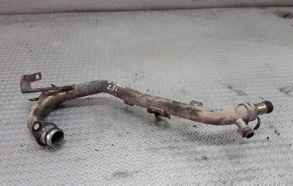 Nissan X-Trail T30 Engine coolant pipe/hose