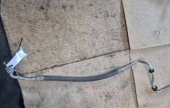 Renault Master III Air conditioning (A/C) pipe/hose 924403876R