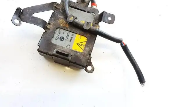 BMW X5 E53 Headlight ballast module Xenon 8386708 5dv007760-41