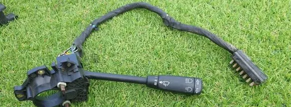 Mercedes-Benz E W124 Wiper control stalk 1245450224