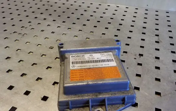 Volkswagen Crafter Airbag control unit/module A9064460742 0285010033