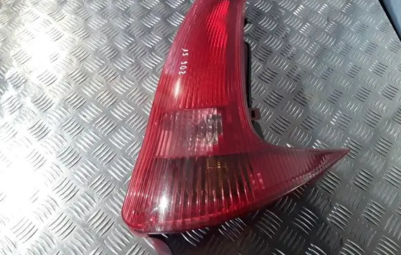 Peugeot 206 Rear/tail lights 9641540577