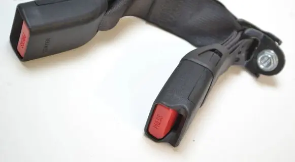 Subaru Legacy Middle seatbelt buckle (rear) 