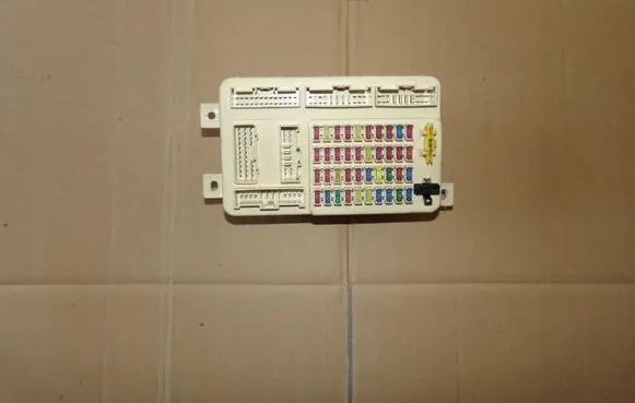 KIA Opirus Fuse module 919503F000