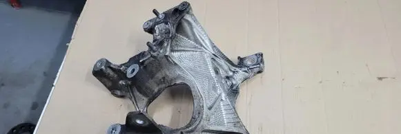 Audi A5 Engine mounting bracket 8W0399295E