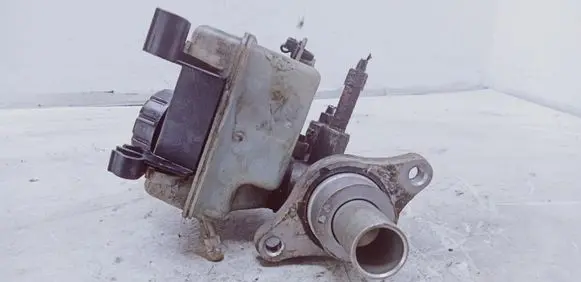 Opel Zafira B Master brake cylinder 32067271