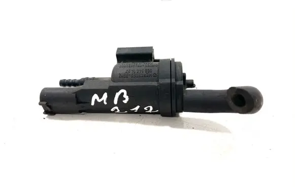 Mercedes-Benz E W212 Turbo solenoid valve 0025401497 48B43625B00