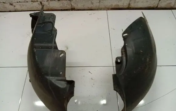 Ford Focus Front wheel arch liner splash guards 