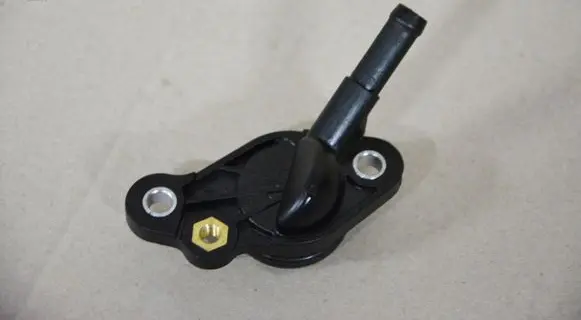 Volkswagen Golf VII Engine coolant pipe/hose 06K121132