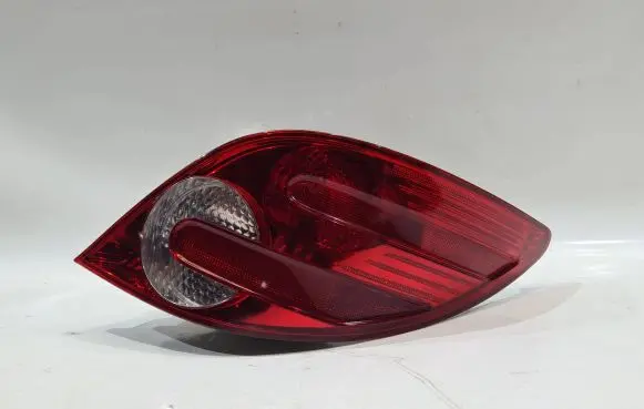 Mercedes-Benz R W251 Rear/tail lights A2518201664