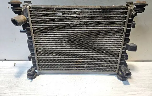 Coolant radiator