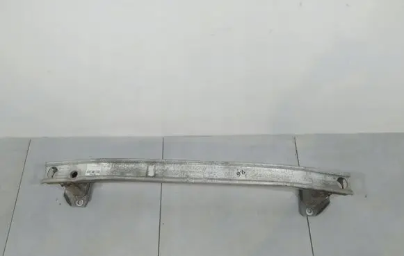 Renault Clio III Front bumper support beam 