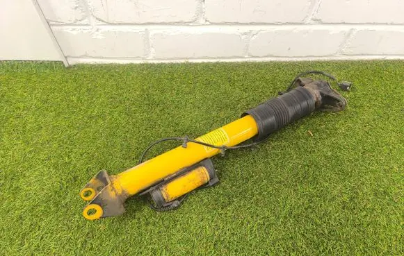 Jeep Grand Cherokee Rear shock absorber/damper 05181508AC
