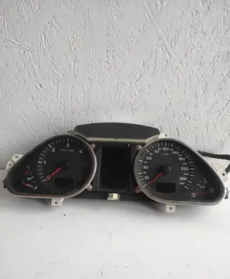 Audi A6 S6 C6 4F Speedometer (instrument cluster) 4F0920901G 4F0910900C