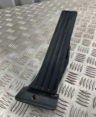 BMW 5 F10 F11 Accelerator throttle pedal 6860784 25916010 1810133458A
