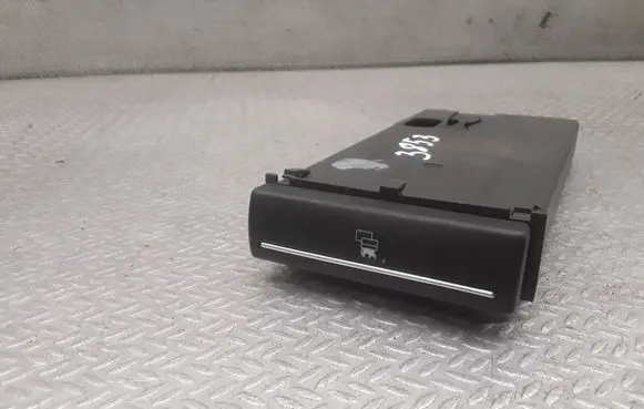 Audi A3 S3 A3 Sportback 8P Dashboard storage box/compartment 8P0941561F