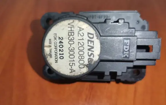 Renault Master III Air flap motor/actuator A21200800 VHB3030015A